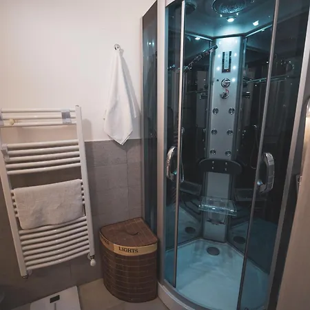 Itiseasy 1 E 2 Private Apartament Palermo
