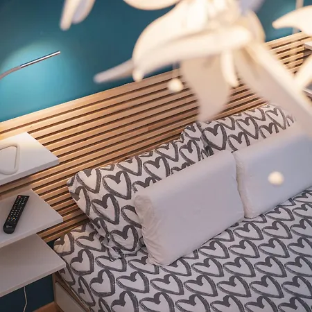 Itiseasy 1 E 2 Private * Палермо